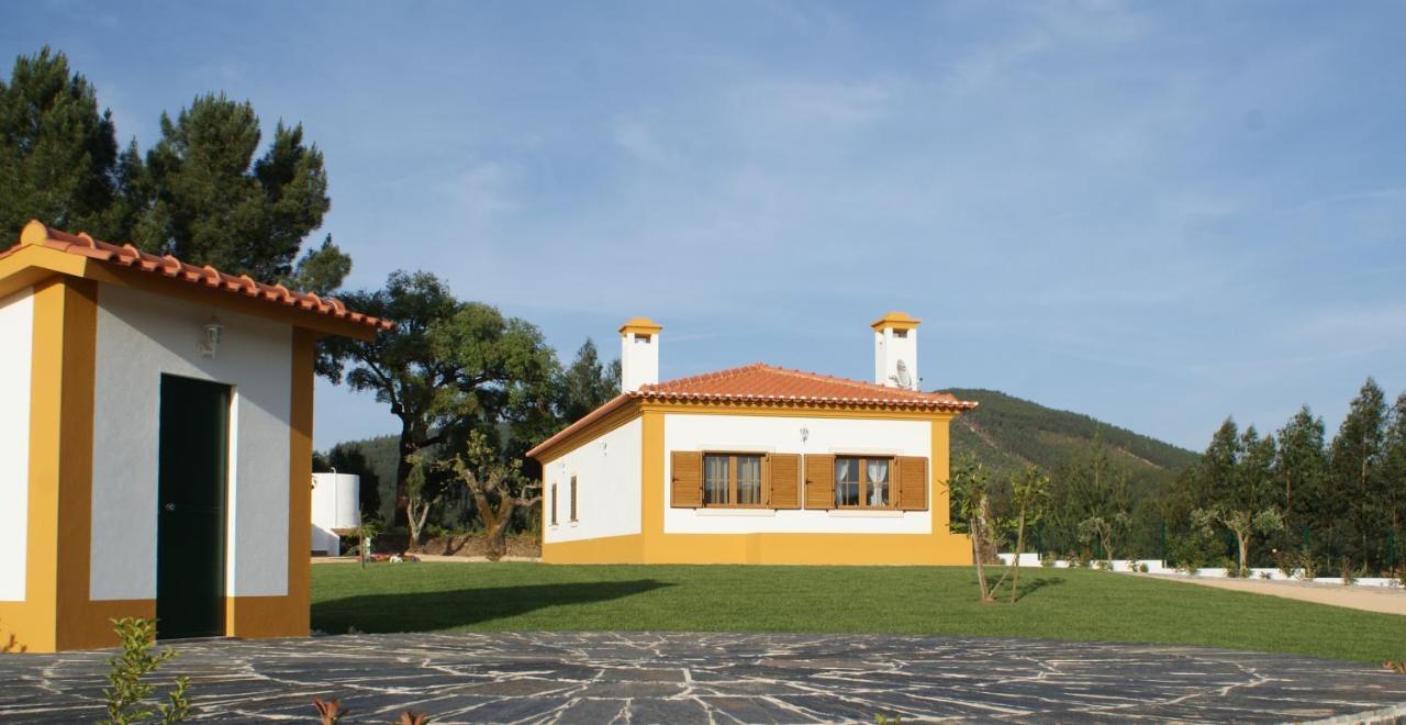 Casa Da Eira Em Dornes - Casa De Campo Familiar Com Piscina Hostal Exterior foto