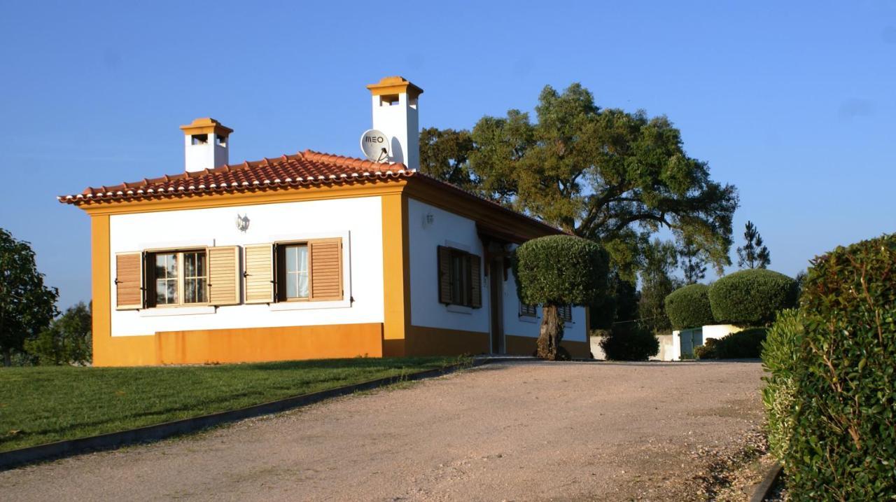 Casa Da Eira Em Dornes - Casa De Campo Familiar Com Piscina Hostal Exterior foto